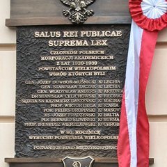 Odsłonięcie tablicy pamiątkowej w Poznaniu
