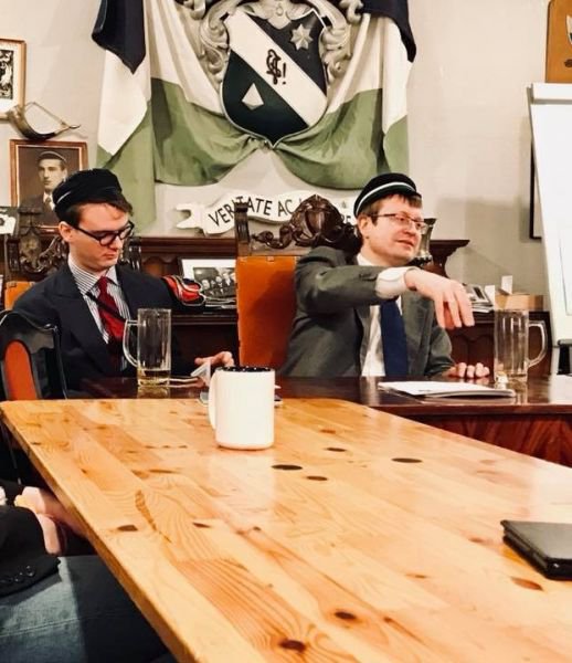 Uczestnicy prelekcji o ruchu korporacyjnym w Niemczech