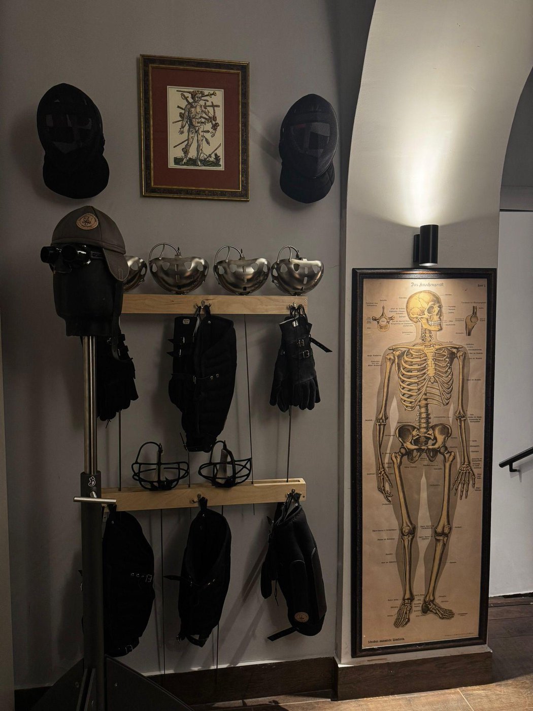 Sprzęt do fechtowania akademickiego