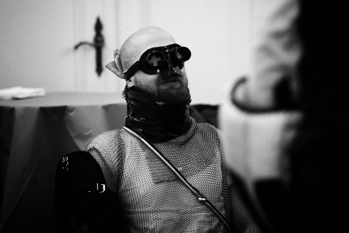 Arkon przed starciem szermierczym